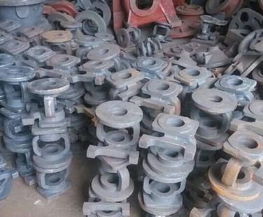राखाडी लोखंडी कास्टिंगच्या क्रॅकिंगच्या कारणांचे विश्लेषण.